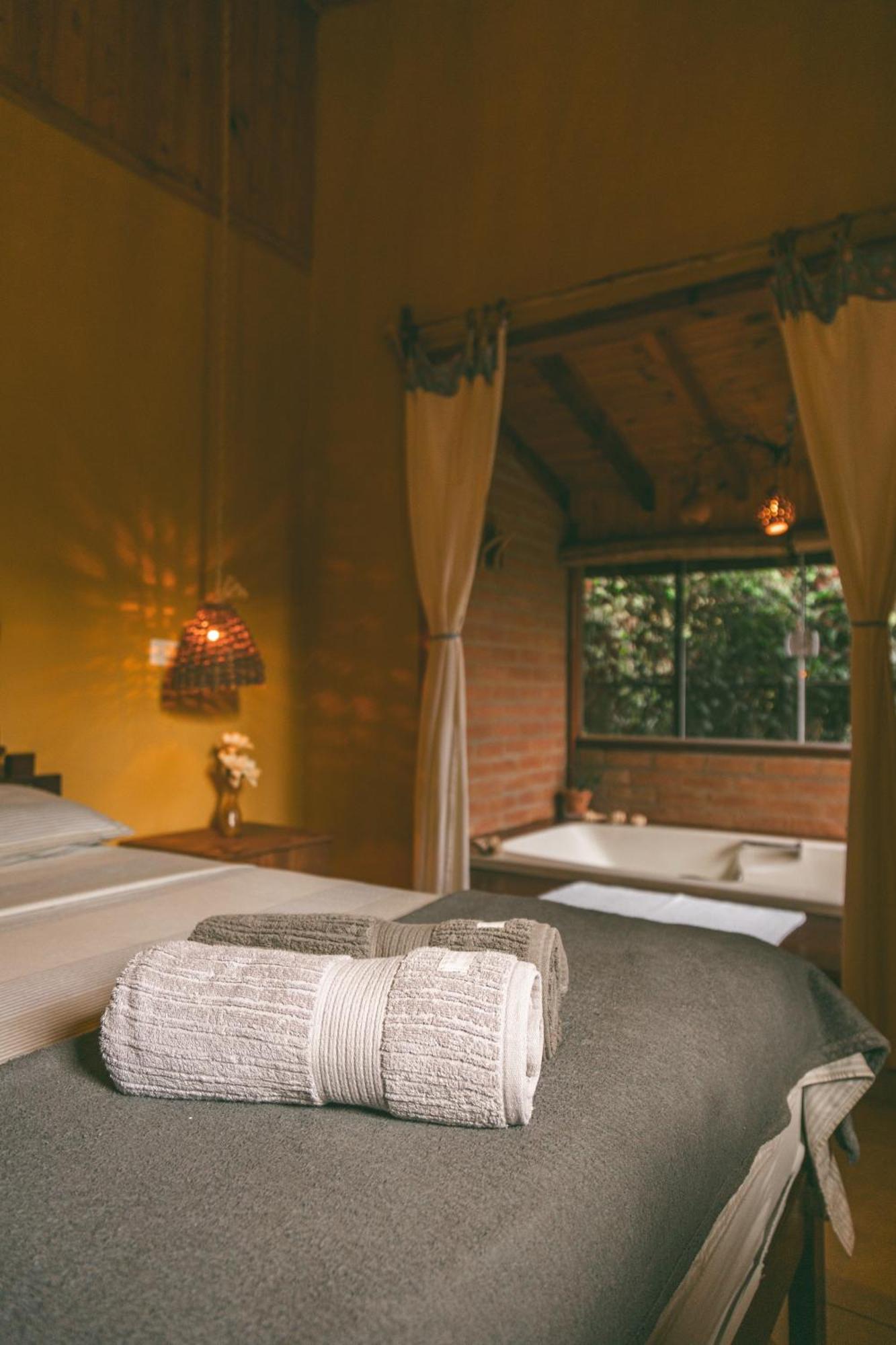 Casa Pedacinho De Ceu Com Banheira De Hidromassagem E Lareira Villa São Bento do Sapucaí Eksteriør billede